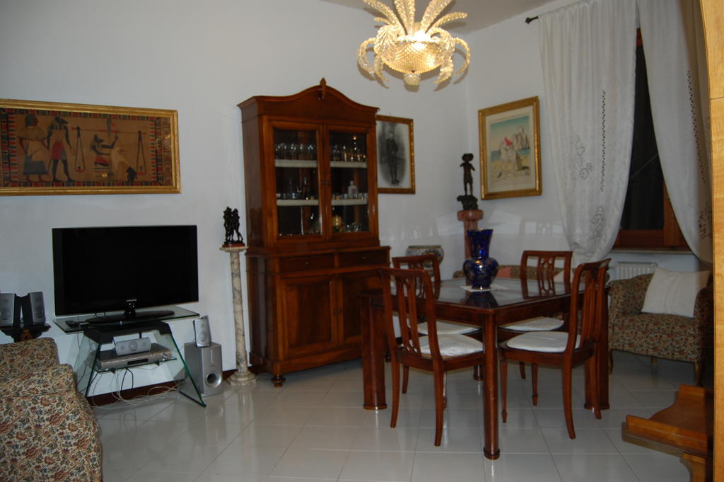 Sessoriana Acomodação com café da manhã  *